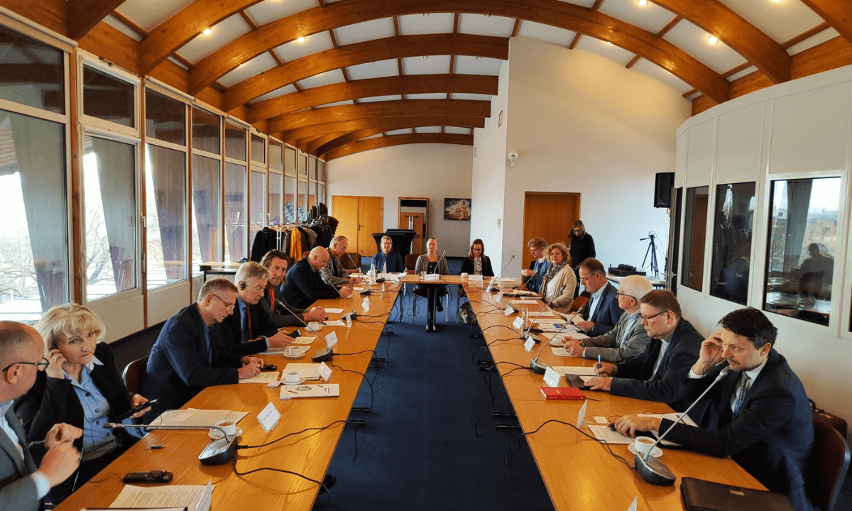 Nachbarn in Europa: Runder Tisch in Posen – Begegnungen mit Partnerstädten der polnischen Grenzregion