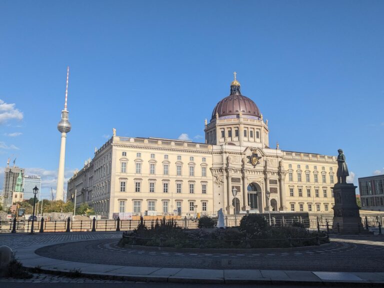 Pressemitteilung: „Die Gründungsidee ist nicht verwirklicht“ – Fünf Jahre Humboldt Forum (1.7.2026)